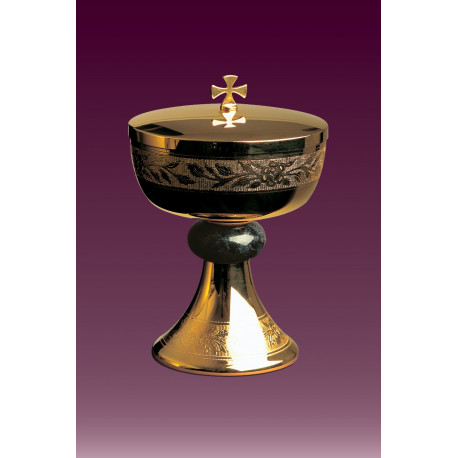 Communion ciborium, with Italian marble